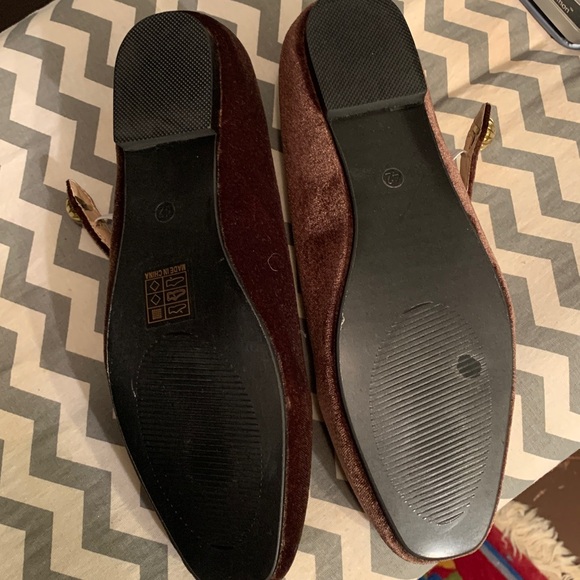 Chocolate crushed velvet like ballerina shoes - Picture 4 of 6